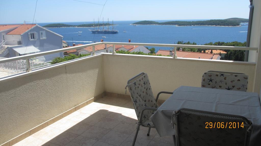 J&B Holiday House Hvar Hvar Town Eksteriør bilde